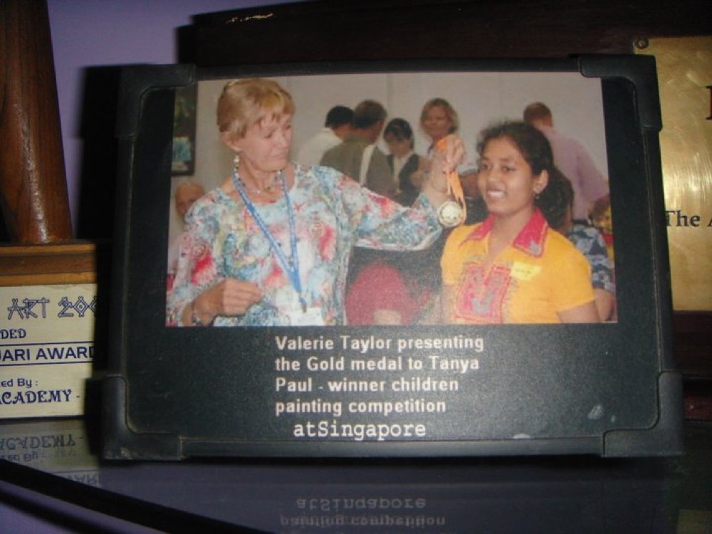 Singapore International Gold Medal by Valerie Taylor
